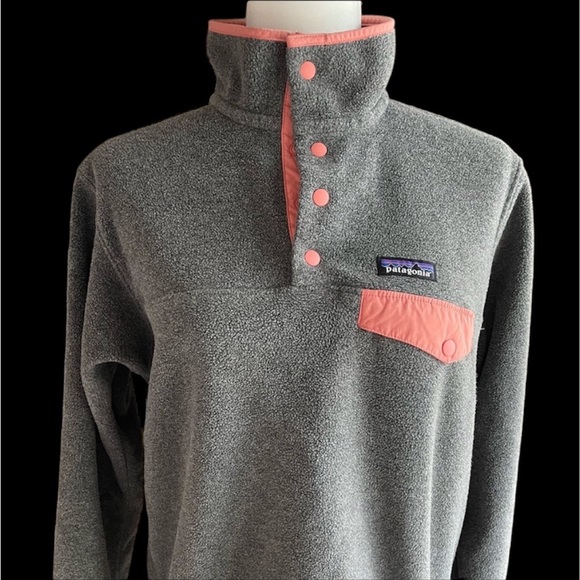 Patagonia Jackets & Blazers - Patagonia Women's Lightweight Synchilla Snap-T Fleece Pullover - size Small